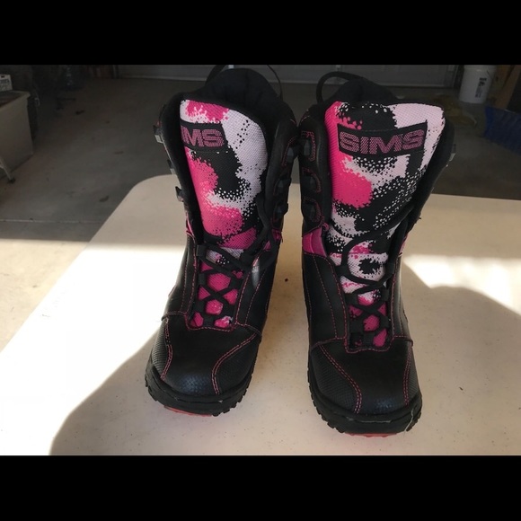 girls snowboard boots